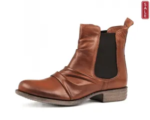 EOS Willo Boots Brandy